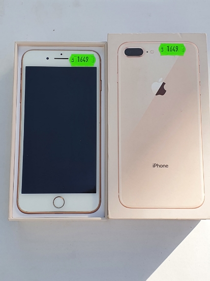 Imagine IPhone 8 Plus Orange Romania