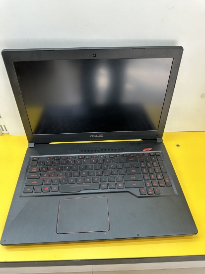 Imagine ASUS FX503VD i5 7300 hq 8 GB GTX 1050 4 GB SSD 256 GB