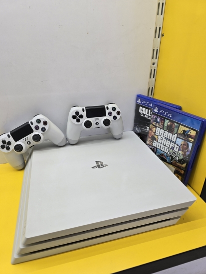 Imagine Play Station 4 Pro 1TB 2 MANETE 2Jocuri