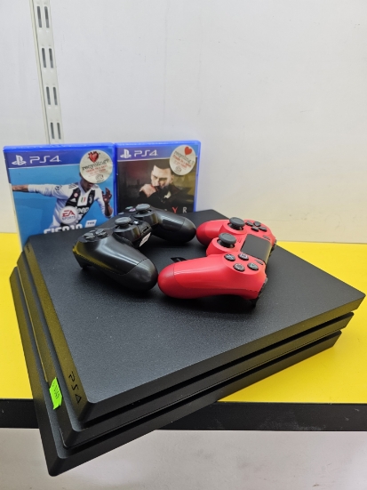 Imagine Consola PlayStation 4 PRO 1TB +2 Controllere +2 Jocuri Cadou