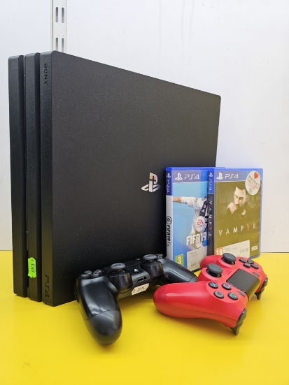 Imagine Consola PlayStation 4 PRO 1TB +2 Controllere +2 Jocuri Cadou