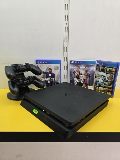 Imagine PlayStation 4 Slim 1TB +2 Controller +3 Jocuri Cadou + Statie incarcare controllere