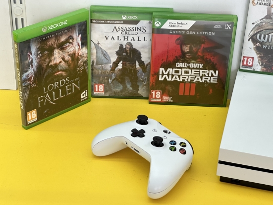 Imagine Consola Xbox One S 500GB