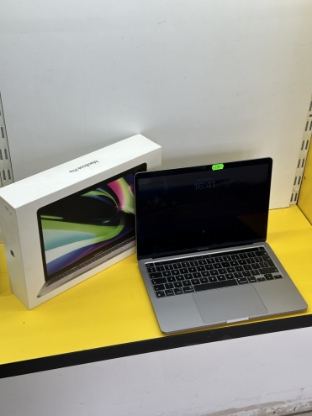 Imagine MacBook PRO 13 A2338  13.3 M1 Procesor 8GB RAM SSD 256GB TOUCHBAR BAT.90% 154cc.
