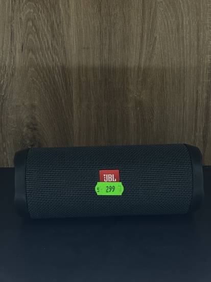 Imagine JBL FLIP Essential 