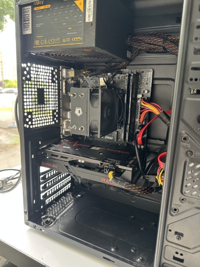 Imagine PC Gaming i5-9400F/ 24GB RAM/ SSD 480/RX 6600