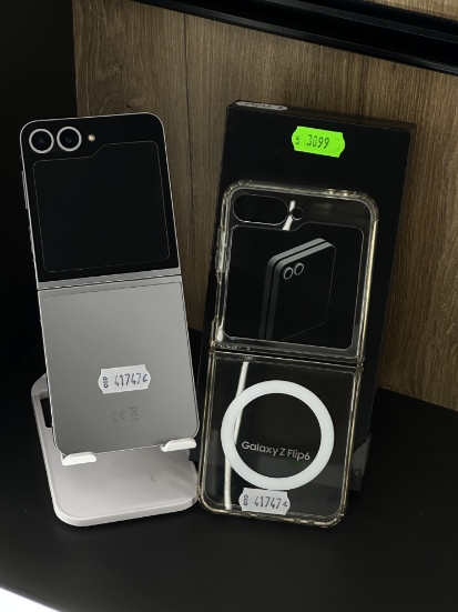 Imagine Samsung Galaxy Z Flip 6 5G 256GB 12GB RAM 