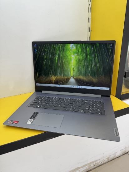 Imagine LENOVO AMD RYZEN 7 5700U 12GB RAM SSD 512GB	
