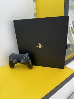 Imagine Consola PlayStation 4 PRO 1TB 