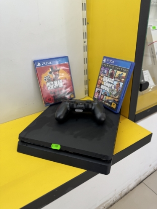 Imagine PlayStation 4 Slim 500GB  1controller   2 Jocuri