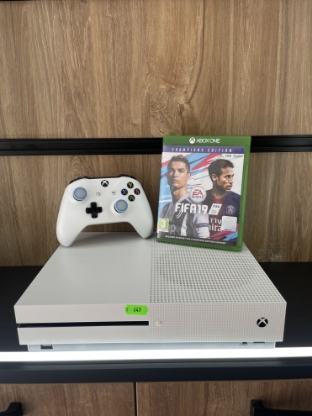 Imagine Consola Xbox One S 512GB   1 controller 1 joc