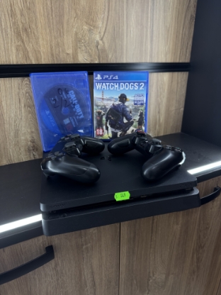 Imagine PlayStation 4 Slim 500 GB +2 Controller +2 Jocuri