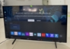 Imagine Televizor Samsung LED 43DU7172 108 cm Smart TV 4K UHD