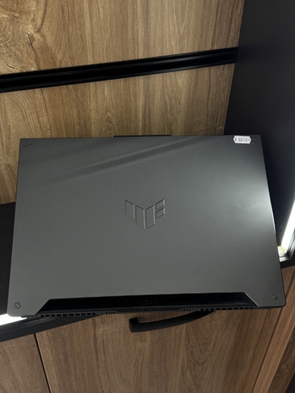 Imagine Asus FX507Z i5-12500H / 16GB RAM /NVME SSD 1TB / RTX 3050 4GB