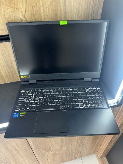 Imagine Acer Nitro 5 intel i5 12450H / 16GB RAM / SSD 512GB /RTX 4050 6GB	