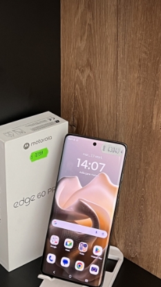 Imagine MOTOROLA EDGE 60 PRO 512GB 12GB RAM STARE CA NOU