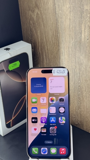 Imagine IPhone 16 PRO 512GB Baterie 100%  are 0 cicluri