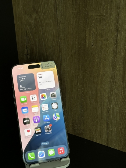 Imagine IPhone 16 PRO MAX  256GB Baterie 100%