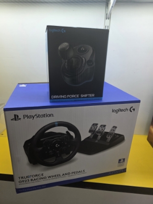 Imagine Logitech G923 Volan+Pedale+Schimbator Garantie 12 Luni (Ca Nou)