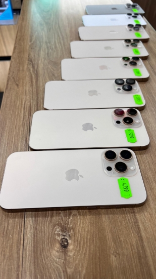 Imagine IPhone 16 PRO MAX  256GB toate  Baterie 100%