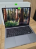 Imagine MACBOOK AIR 13.6'' 2022  M2    / 16 GB RAM / SSD 256GB baterie 100% , 37 incarcari