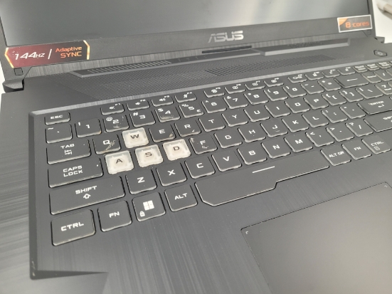 Imagine ASUS TUF A17 AMD Ryzen 7 4800H 17.3''  RAM 16GB, SSD 512GB, NVIDIA GeForce RTX 3050 TI 4GB