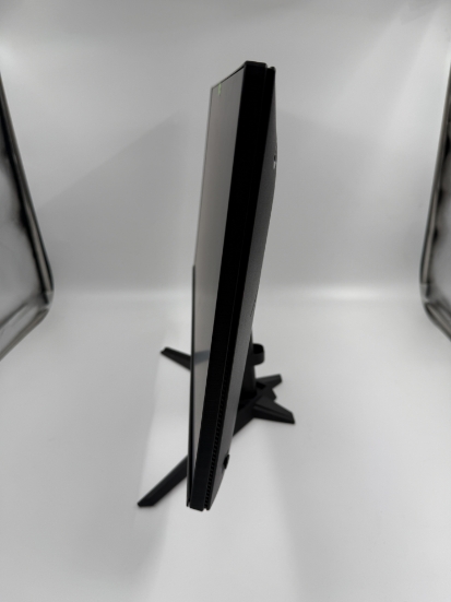 Imagine Monitor LED IPS Acer Nitro VG240YP6 23.8 FHD 144hz AMD FreeSync