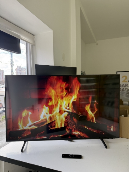 Imagine SAMSUNG 43DU8072, Ultra HD 4K, HDR, 108cm