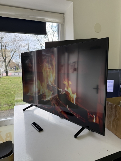 Imagine SAMSUNG 43DU8072, Ultra HD 4K, HDR, 108cm