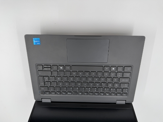 Imagine Dell Latitude 3450 i5-1345U / 32 GB/ 512 GB SSD/ Iris Xe