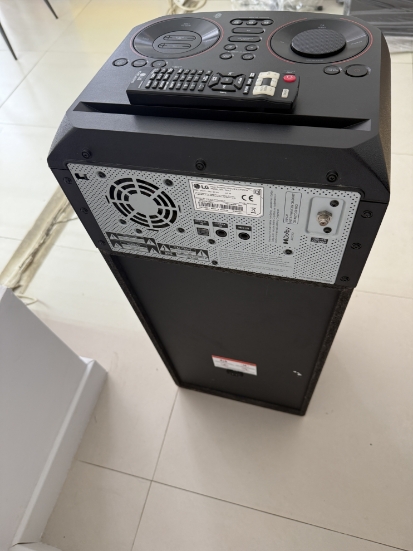 Imagine LG XBOOM RNC7