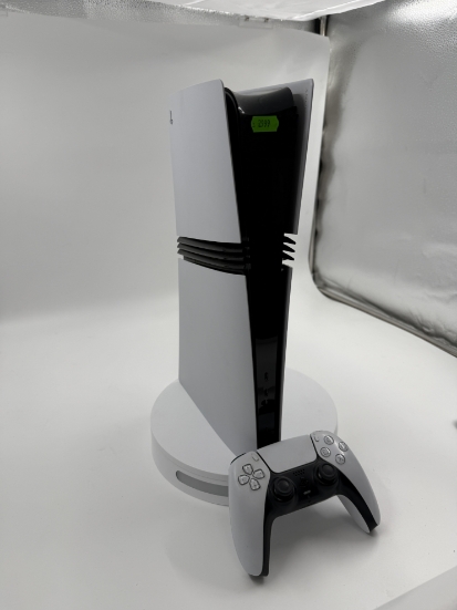 Imagine PlayStation 5 Pro Edition 1 controller