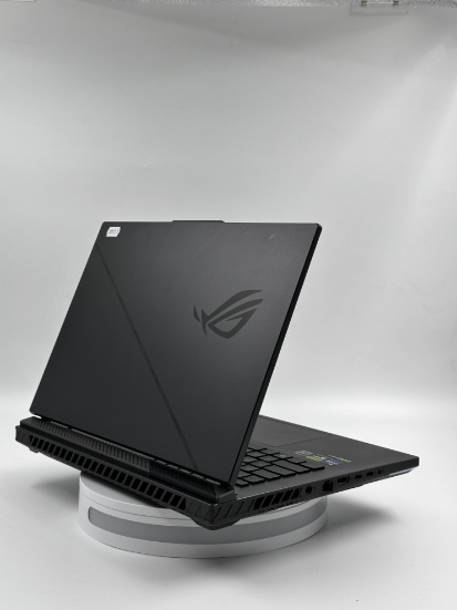 Imagine Asus ROG Strix G16 Intel i9-14900HX 17.3 32GB RAM 1TB SSD RTX 4060 8GB