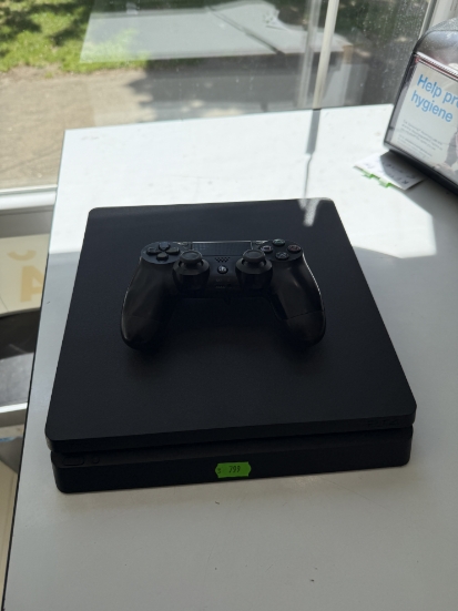 Imagine PlayStation 4 Slim 1 TB