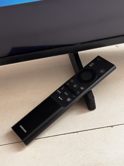 Imagine Samsung LED 55U8072 4K UHD Smart TV 138 cm